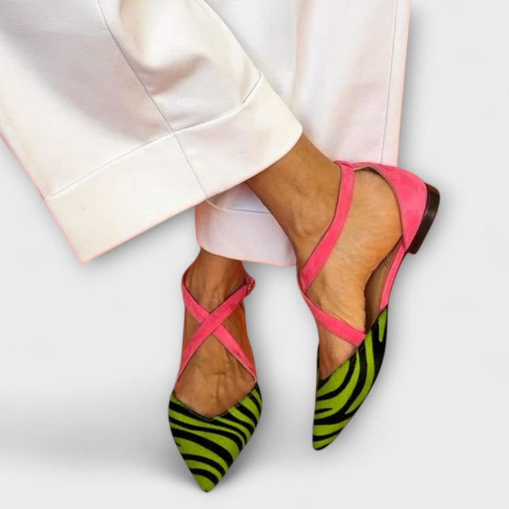 Fenna - Moccasins with Strap