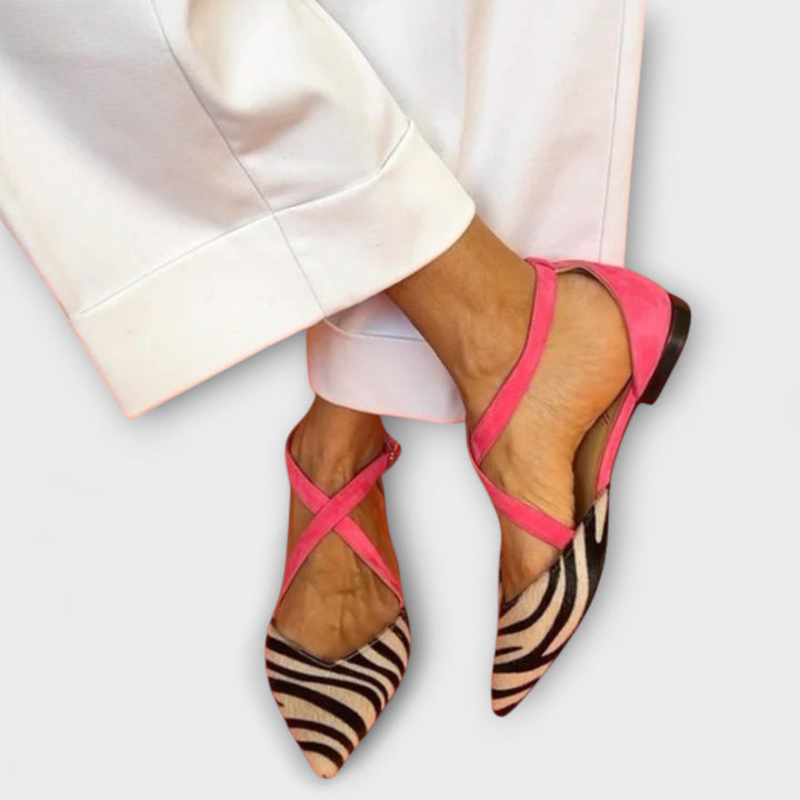 Fenna - Moccasins with Strap
