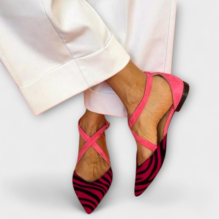 Fenna - Moccasins with Strap