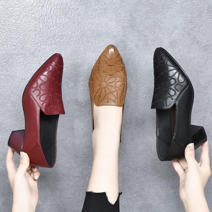 MANNIE | SOFT VEGAN LEATHER EMBROIDERED PUMPS