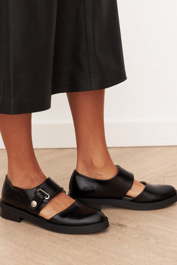 GIADA Mary Jane with strap and buckle for an elegant and comfortable style