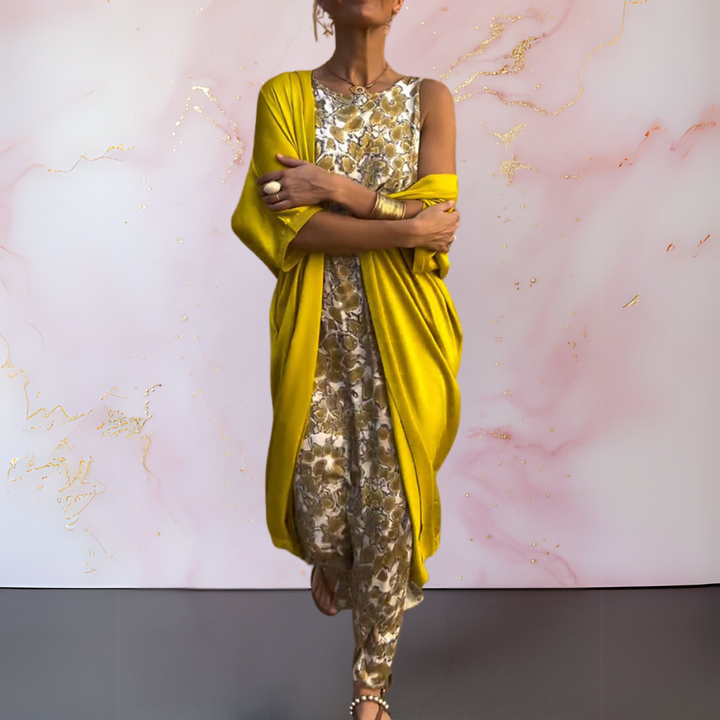 Alyia | Stylish dress with layer