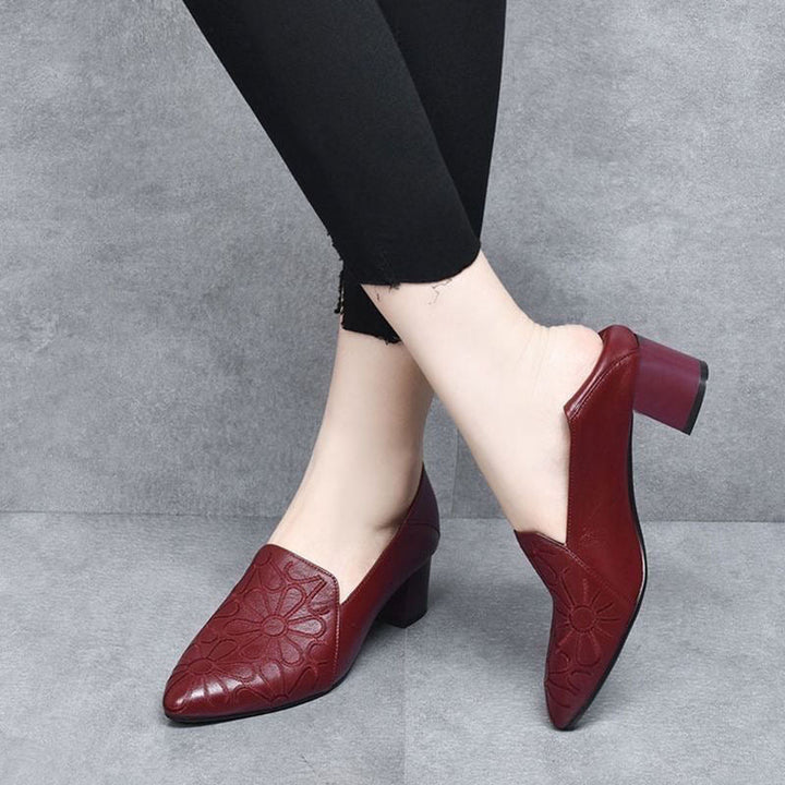 MANNIE | SOFT VEGAN LEATHER EMBROIDERED PUMPS