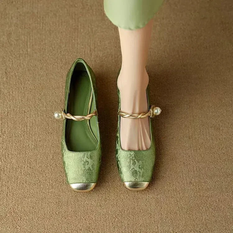 Lydia | Chic & Comfortable Sandals