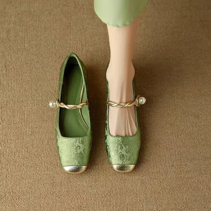 Lydia | Chic & Comfortable Sandals